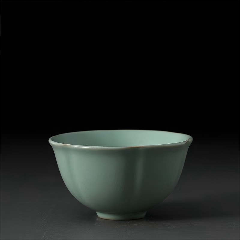 Six-petal cup